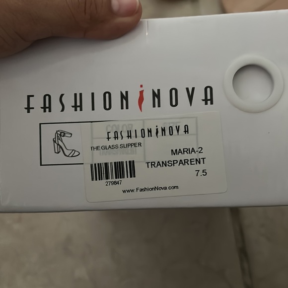 2 pairs of booties/heels/sandals bundle - Picture 6 of 6